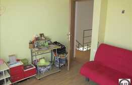 Casa de vanzare, 130 mp, cu teren de 250 mp, in zona nou dezvoltata!