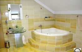 Casa de vanzare 535 mp utili, complet mobilata.