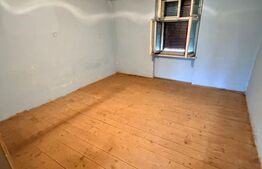 Casă veche cu teren generos – 1595 mp – zonă centrală Hărman