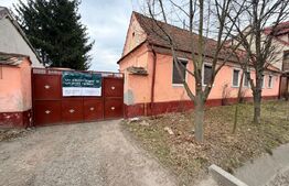 Casă veche cu teren generos – 1595 mp – zonă centrală Hărman