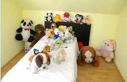 Casa de vanzare 200 mp utili cu teren 500 mp!