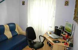 Casa de vanzare 200 mp utili cu teren 500 mp!