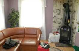 Casa de vanzare 200 mp utili cu teren 500 mp!