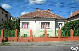 Casa individuala de vanzare, 200 mp utili cu 1200 mp teren