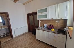 Casa de inchiriat, 2 camere, 60 mp, renovata, mobilata - zona Șchei din Brașov