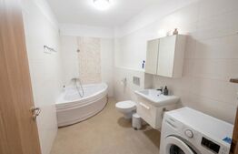 Apartament 2 camere, lux, decomandat, parcare, zona: Bonjour Residence