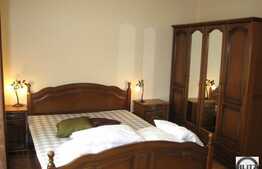 Casa de vanzare, 164 mp, cu teren de 410 mp si front de 15ml, zona strazii Becas