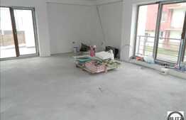 Duplex vanzare, 240 mp, teren 300 mp, front la 2 strazi 30 ml, zona Buna Ziua!