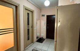 Apartament 2 camere, decomandat, parcare, zona Porii 