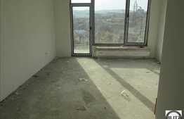 Casa de vanzare, 130 mp, teren de 300 mp si front de 12 ml, zona Dambul Rotund!