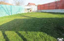 Casa de vanzare, 117 mp, cu teren de 350 mp si front de 34 ml, zona Iris!