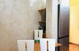 Apartament de vanzare, 3 camere, etaj 2, 65 mp - zona Astra