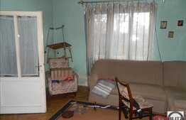 Casa de vanzare, 90 mp, cu teren de 540 mp si front de 19 ml, zona Intre Lacuri!