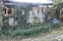 Casa de vanzare, 90 mp, cu teren de 540 mp si front de 19 ml, zona Intre Lacuri!