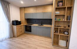 Apartament 3 camere, 67 mp, parcare, 2 bai, 2 balcoane, zona Sub Cetate