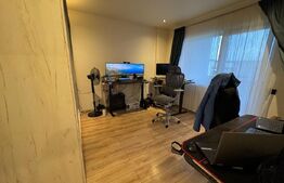 Apartament 3 camere, 67 mp, parcare, 2 bai, 2 balcoane, zona Sub Cetate