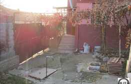 Casa de vanzare, 55 mp, teren 110 mp, front la 2 strazi 22 ml inDambul Rotund!