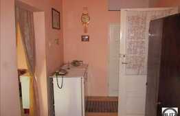 Casa de vanzare, 55 mp, teren 110 mp, front la 2 strazi 22 ml inDambul Rotund!