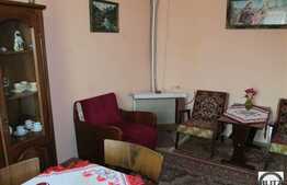 Casa de vanzare, 55 mp, teren 110 mp, front la 2 strazi 22 ml inDambul Rotund!