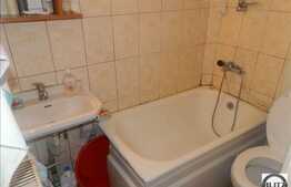 Casa de vanzare, 46 mp, cu teren de 140 mp, zona strazii Fabricii!