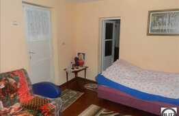 Casa de vanzare, 46 mp, cu teren de 140 mp, zona strazii Fabricii!