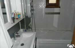 Casa de vanzare, 80 mp, cu teren de 330 mp, curte amenajata, zona Intre Lacuri!