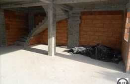 Parte de duplex de vanzare, 117 mp utili, teren 250 mp, zona Campului