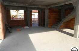 Parte de duplex de vanzare, 117 mp utili, teren 250 mp, zona Campului