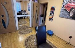 Apartament 3 camere cu parcare, etaj intermediar