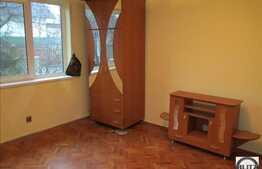 Casa individuala, 60 mp utili, teren de 820 mp si front la 2 strazi