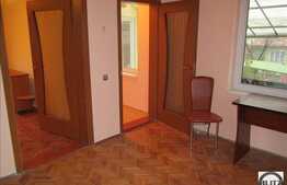 Casa individuala, 60 mp utili, teren de 820 mp si front la 2 strazi