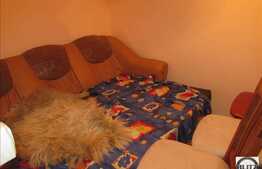 Casa individuala, 60 mp utili, teren de 820 mp si front la 2 strazi