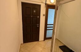 Apartament 2 camere, decomandat, etaj intermediar, parcare, zona linistita