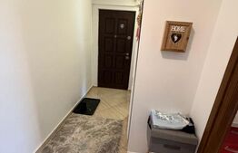 Apartament 2 camere, decomandat, etaj intermediar, parcare, zona linistita