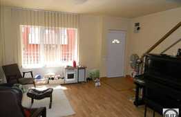 Casa de vanzare, 149 mp, cu 320 mp teren, zona Calea Baciului