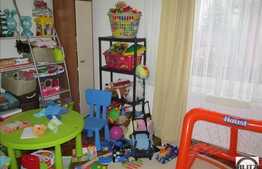 Casa de vanzare 3 camere, 170 mp utili, teren 220 mp, imobil nou, 1 terasa!