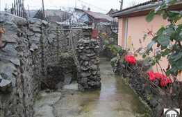 Casa de vanzare 3 camere, 170 mp utili, teren 220 mp, imobil nou, 1 terasa!