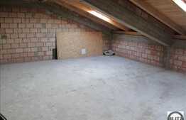 Casa individuala 220 mp, teren 400 mp, front de 15 ml, 2 garaje, zona linistita