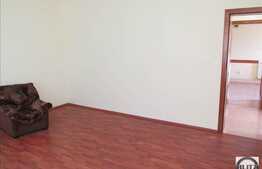 Casa individuala 220 mp, teren 400 mp, front de 15 ml, 2 garaje, zona linistita