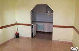 Casa individuala 220 mp, teren 400 mp, front de 15 ml, 2 garaje, zona linistita