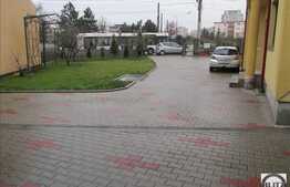 Casa de vanzare, 120 mp, teren de 600 mp si front la strada de 30 ml, garaj!