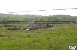 Casa de vanzare 160 mp, zona Campului. Semifinisat!