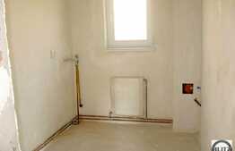 Casa de vanzare 160 mp, zona Campului. Semifinisat!