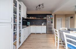 Apartament 3 camere de vanzare Bună Ziua str. Costache Negri Parcare