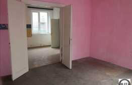 Casa renovabila, 160 mp cu teren de 716 mp si front la strada de 15 ml!