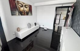 Casa individuala cu 4 camere, 500 mp de teren, garaj de 60 mp, zona Vivo