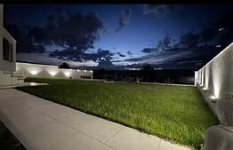 Casa individuala cu 4 camere, 500 mp de teren, garaj de 60 mp, zona Vivo