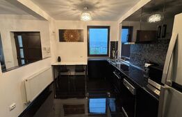 Casa individuala cu 4 camere, 500 mp de teren, garaj de 60 mp, zona Vivo