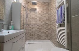 Casă finisata 220 mp, 2 corpuri de cladire , teren 261 mp, cart Gruia !