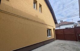 Casă finisata 220 mp, 2 corpuri de cladire , teren 261 mp, cart Gruia !